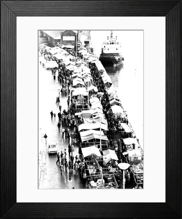 Framed Print : Scenes on the edge of the River Tyne. at Newcastle Quayside Framed Print : Scenes on the edge of the River Tyne. at Newcastle Quayside