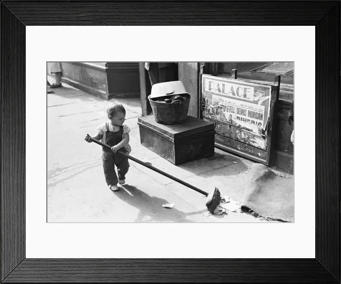 Framed Print : London Kids, children seen here playing in the street during the spring of 1941 Circa May Framed Print : London Kids, children seen here playing in the street during the spring of 1941 Circa May