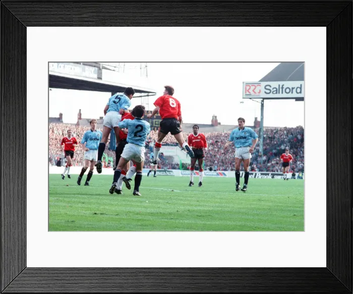 Framed Print : Manchester City 5-1 Manchester United, League match at Maine Road Framed Print : Manchester City 5-1 Manchester United, League match at Maine Road