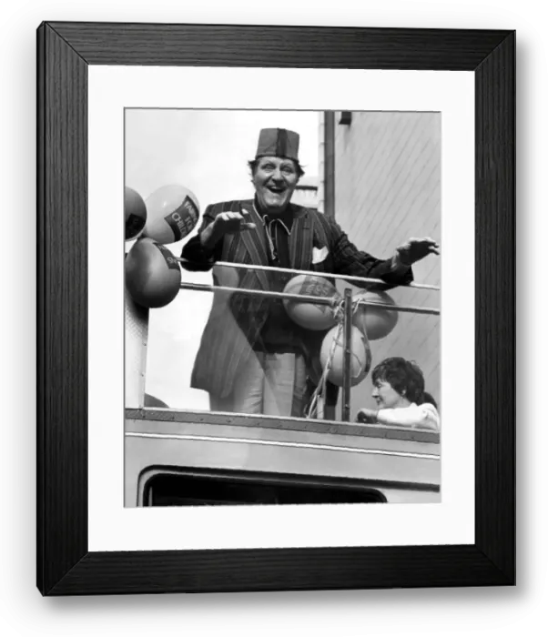 Framed Print : Comedian Tommy Cooper made an opened topped bus trip around the streets of Newcastle