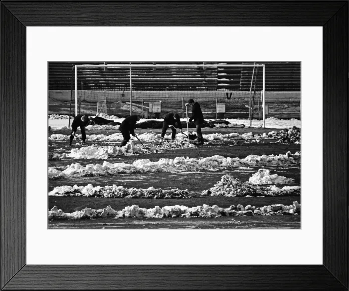 Framed Print : Snow covered Selhurst Park, home ground of Crystal Palace Football Club. 15th March 1965 Framed Print : Snow covered Selhurst Park, home ground of Crystal Palace Football Club. 15th March 1965