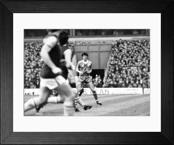 Framed Print : Aston Villa 3-0 Birmingham City, League match at Villa Park, Saturday 13th December 1980