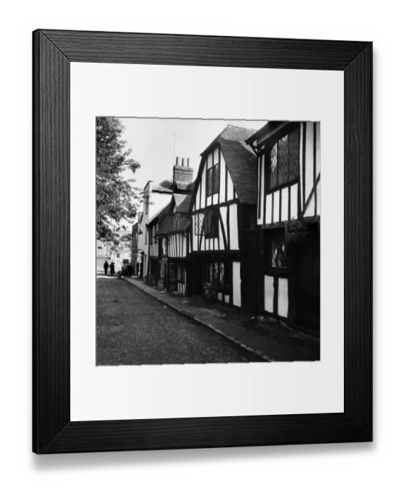 Framed Print : Places: England: Rye. General Street scene in and a round The Sussex town of Rye Framed Print : Places: England: Rye. General Street scene in and a round The Sussex town of Rye