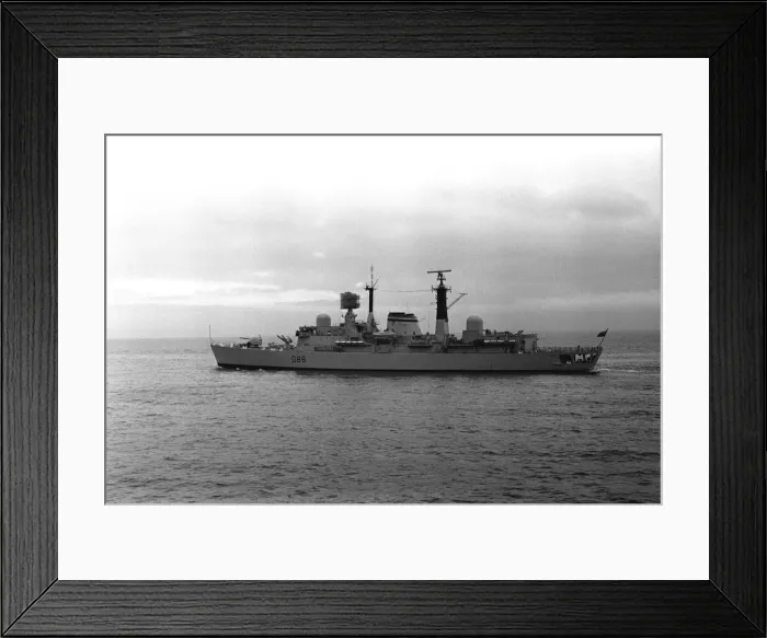 Framed Print : The destroyer HMS Glasgow puts to sea from the River Tyne on her way to Portsmouth to be Framed Print : The destroyer HMS Glasgow puts to sea from the River Tyne on her way to Portsmouth to be
