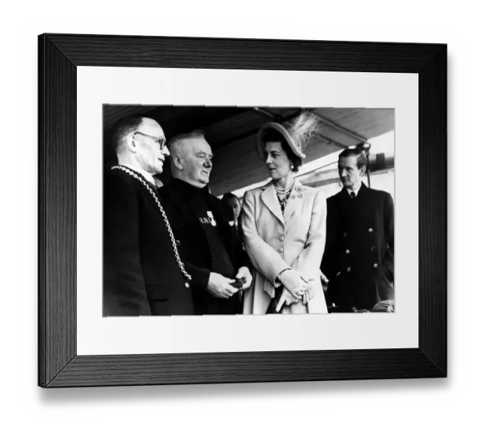 Framed Print : Prince George and Princess Marina - The Duke and Duchess of Kent North East Royal