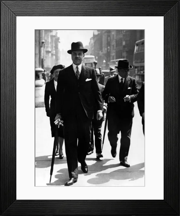 Framed Print : King Edward VIII - Abdicated 10 December 1936 then became the Duke of Windsor Mr