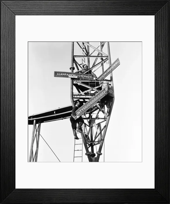 Framed Print : North Wales students removed the very long sign of