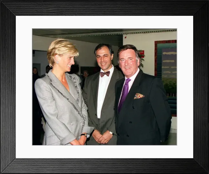Framed Print : Diana, Princess of Wales, arrives at St. Marys Hospital in Paddington