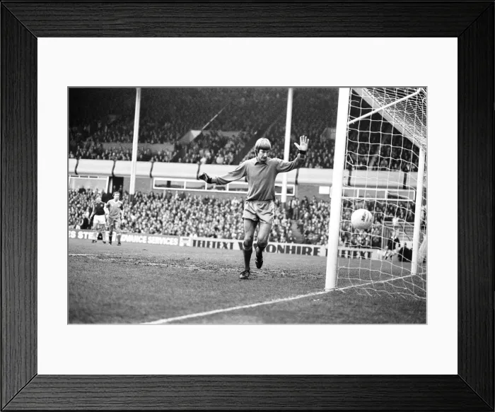 Framed Print : Aston Villa 3-0 Birmingham City, League match at Villa Park, Saturday 13th December 1980
