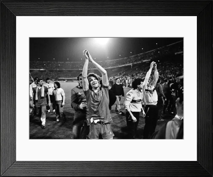 Framed Print : European Cup Winners Cup Final. Rotterdam, Holland. Everton 3 v Rapid Vienna 1