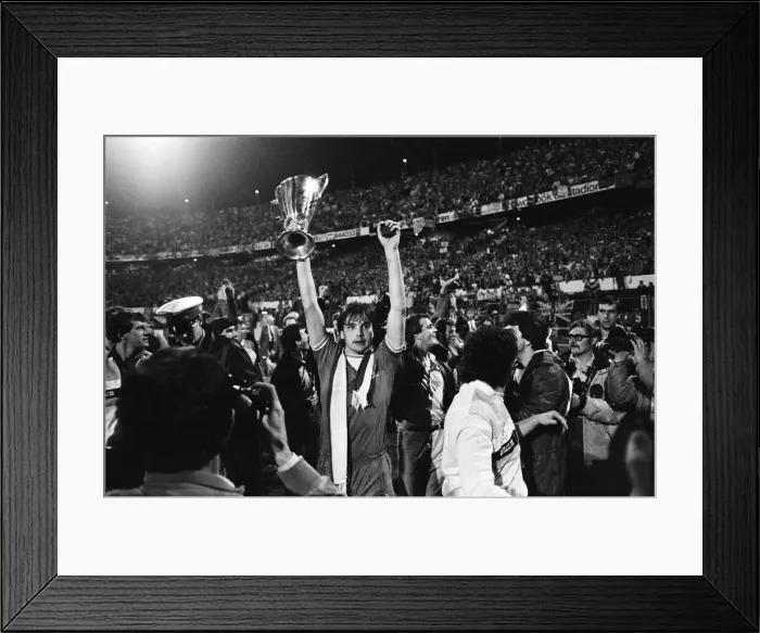 Framed Print : European Cup Winners Cup Final. Rotterdam, Holland. Everton 3 v Rapid Vienna 1 Framed Print : European Cup Winners Cup Final. Rotterdam, Holland. Everton 3 v Rapid Vienna 1