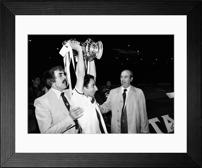 Framed Print : Tottenham Hotspur 3-2 Manchester City, FA Cup final, replay, Wednesday 14th May 1981 Framed Print : Tottenham Hotspur 3-2 Manchester City, FA Cup final, replay, Wednesday 14th May 1981