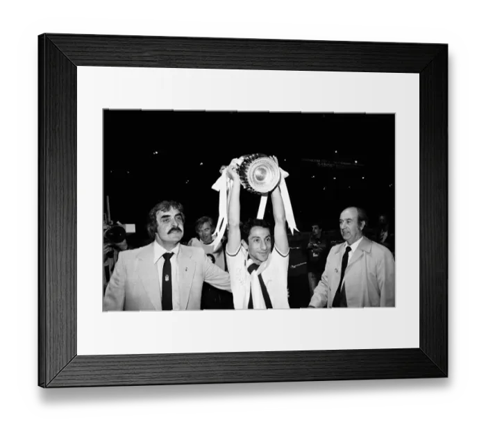 Framed Print : Tottenham Hotspur 3-2 Manchester City, FA Cup final, replay, Wednesday 14th May 1981 Framed Print : Tottenham Hotspur 3-2 Manchester City, FA Cup final, replay, Wednesday 14th May 1981