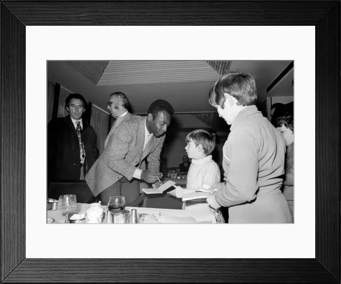 Framed Print : Brazilian footballer Edson Arantes do Nascimento, more famously knows as Pele Framed Print : Brazilian footballer Edson Arantes do Nascimento, more famously knows as Pele