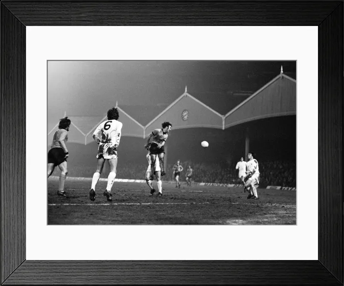 Framed Print : Football match, Wolves v Spurs, Division 1, Wolves 0 - 1 Tottenham Framed Print : Football match, Wolves v Spurs, Division 1, Wolves 0 - 1 Tottenham