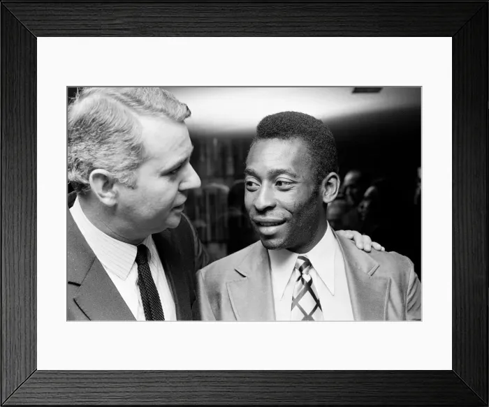 Framed Print : Brazilian footballer Edson Arantes do Nascimento, more famously knows as Pele Framed Print : Brazilian footballer Edson Arantes do Nascimento, more famously knows as Pele