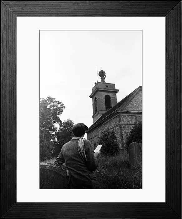 Framed Print : Views of St Lawrences Church, West Wycombe and its Golden ball Framed Print : Views of St Lawrences Church, West Wycombe and its Golden ball