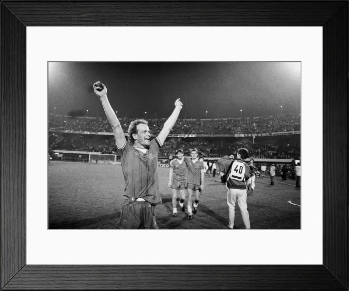 Framed Print : European Cup Winners Cup Final. Rotterdam, Holland. Everton 3 v Rapid Vienna 1 Framed Print : European Cup Winners Cup Final. Rotterdam, Holland. Everton 3 v Rapid Vienna 1