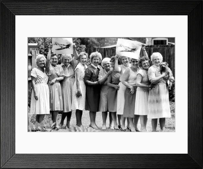 Framed Print : reunion for Spitfire workers who assembled the wings of the iconic British fighter planes Framed Print : reunion for Spitfire workers who assembled the wings of the iconic British fighter planes