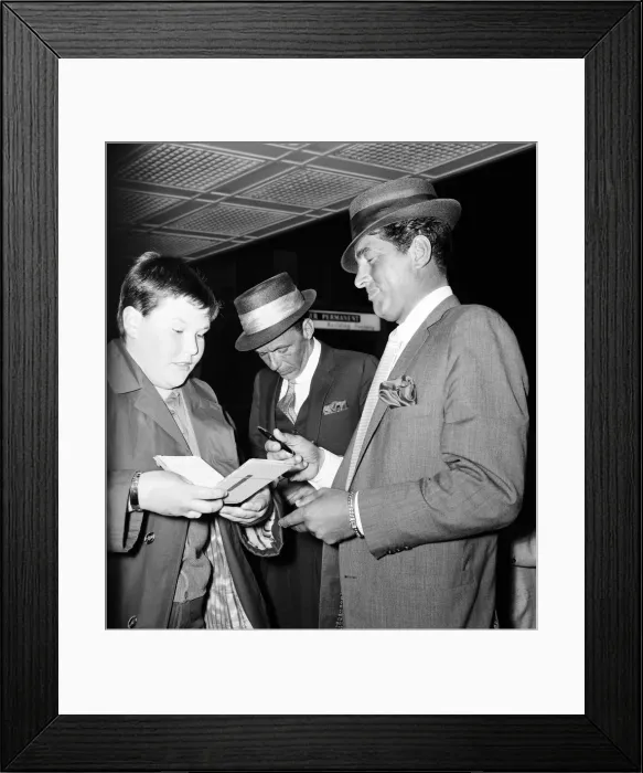 Framed Print : Frank Sinatra and Dean Martin, arrive at London Heathrow Airport, from Los Angeles Framed Print : Frank Sinatra and Dean Martin, arrive at London Heathrow Airport, from Los Angeles