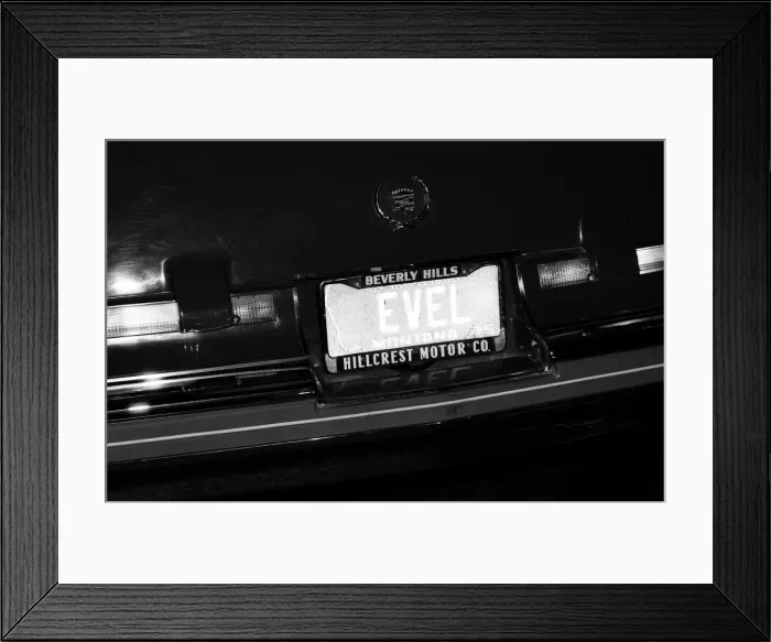 Framed Print : Stuntman Evel Knievel arrives in London ahead of his jump at Wembley Stadium