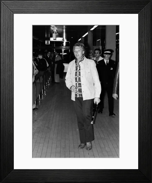 Framed Print : Stuntman Evel Knievel arrives in London ahead of his jump at Wembley Stadium Framed Print : Stuntman Evel Knievel arrives in London ahead of his jump at Wembley Stadium