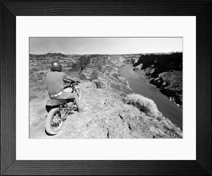 Framed Print : Stuntman Evel Knievel prepares to jump Snake River Canyon