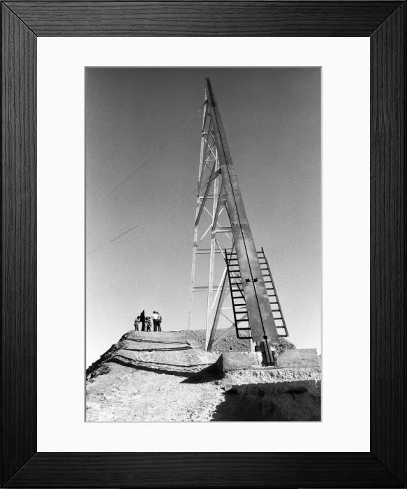 Framed Print : Stuntman Evel Knievel prepares to jump Snake River Canyon