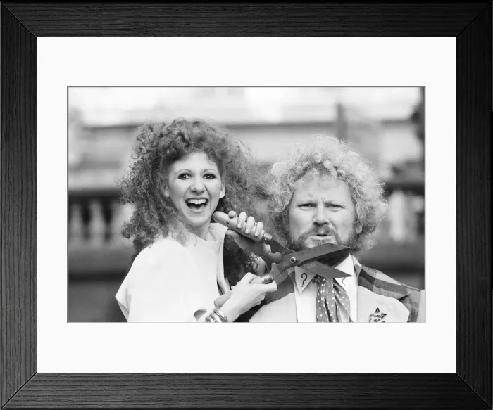 Framed Print : Doctor Who actor Colin Baker, photocall with new assistant, actress Bonnie Langford Framed Print : Doctor Who actor Colin Baker, photocall with new assistant, actress Bonnie Langford