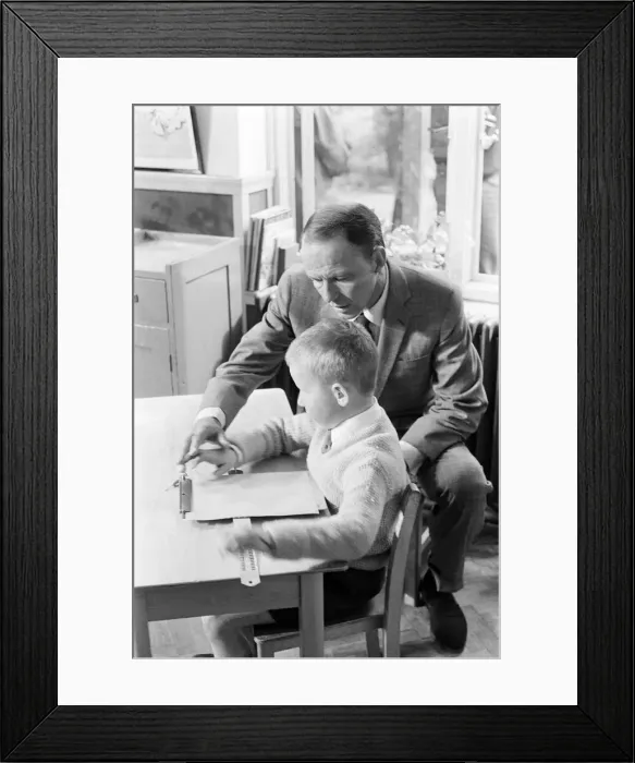 Framed Print : Frank Sinatra, visits the Sunshine Home for Blind Babies and Children at Northwood Framed Print : Frank Sinatra, visits the Sunshine Home for Blind Babies and Children at Northwood