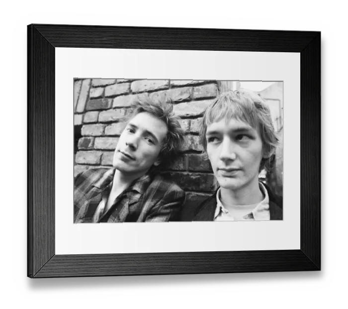 Framed Print : Ex Sex Pistols lead singer Johnny Rotten seen here with Keith Levine