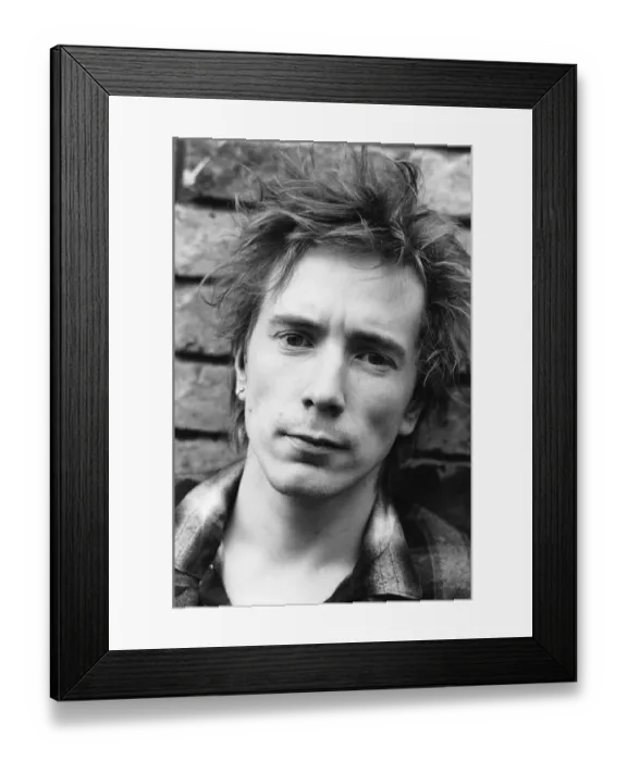 Framed Print : Ex Sex Pistols lead singer Johnny Rotten seen here during a photo shoot with Keith Levine Framed Print : Ex Sex Pistols lead singer Johnny Rotten seen here during a photo shoot with Keith Levine