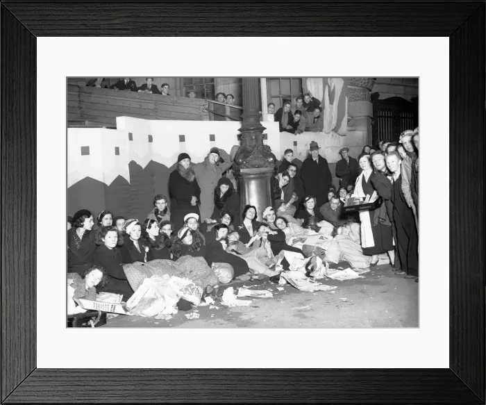 Framed Print : The Coronation of King George VI in 1937 Y2K Framed Print : The Coronation of King George VI in 1937 Y2K