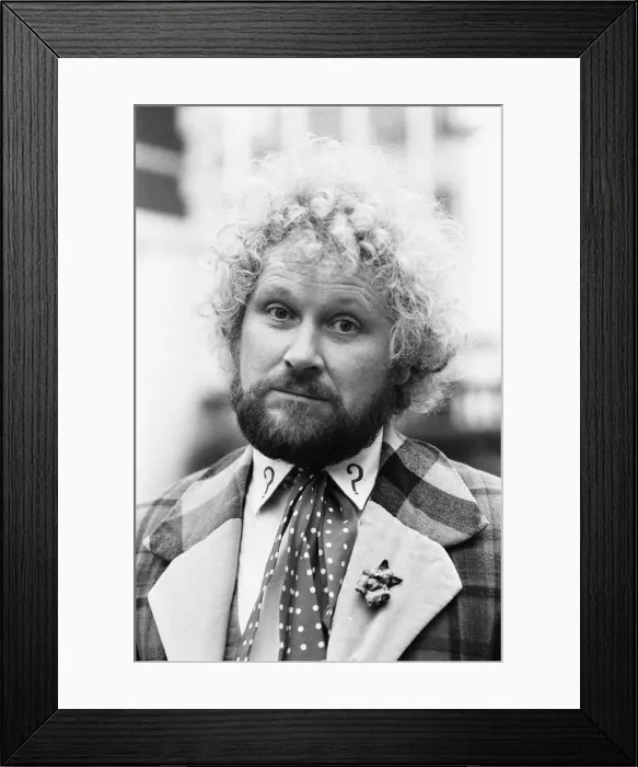 Framed Print : Doctor Who actor Colin Baker, photocall. 20th October 1986 Framed Print : Doctor Who actor Colin Baker, photocall. 20th October 1986