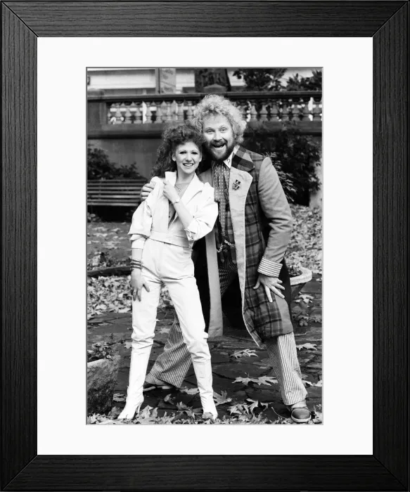 Framed Print : Doctor Who actor Colin Baker, photocall with new assistant, actress Bonnie Langford Framed Print : Doctor Who actor Colin Baker, photocall with new assistant, actress Bonnie Langford