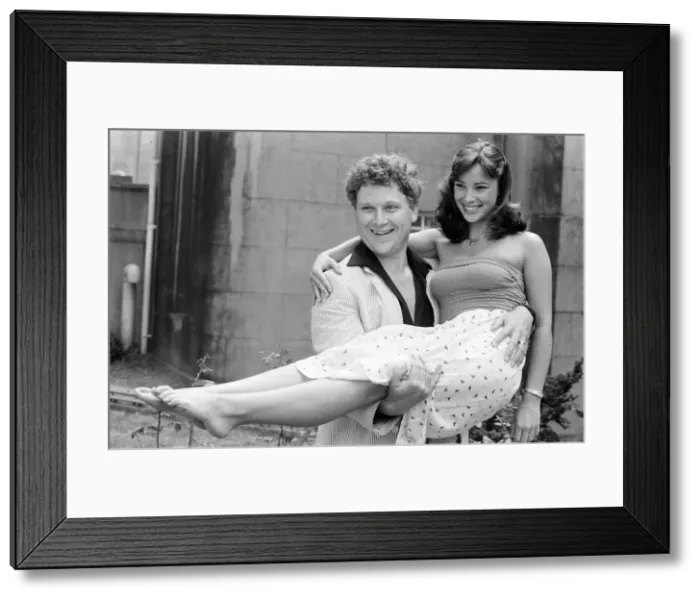 Framed Print : Colin Baker, new Doctor Who, the 6th, with actress Nicola Bryant Framed Print : Colin Baker, new Doctor Who, the 6th, with actress Nicola Bryant
