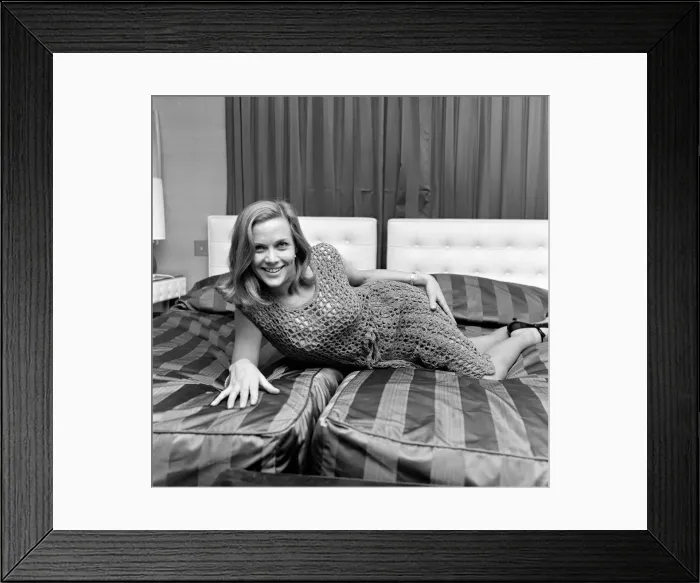 Framed Print : Honor Blackman, actress, in Manchester to launch her book on self defence Framed Print : Honor Blackman, actress, in Manchester to launch her book on self defence