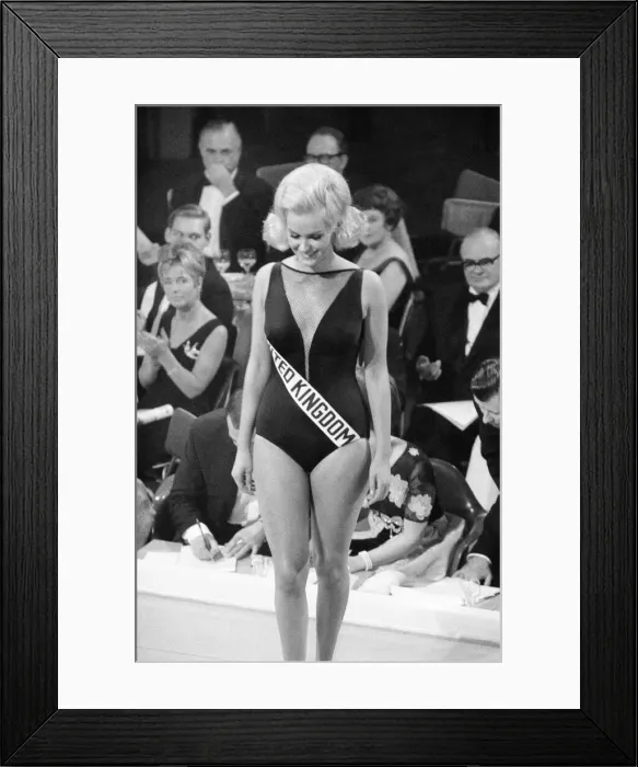Framed Print : Miss World Competition, Lyceum Ballroom, London, Friday 19th November 1965 Framed Print : Miss World Competition, Lyceum Ballroom, London, Friday 19th November 1965
