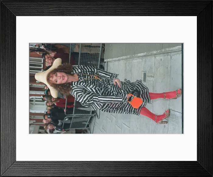 Framed Print : JENNIFER SAUNDERS ACTRESS WHO PLAYS EDWINA IN ABSOLUTELY FABULOUS TV PROGRAMME OUTSIDE Framed Print : JENNIFER SAUNDERS ACTRESS WHO PLAYS EDWINA IN ABSOLUTELY FABULOUS TV PROGRAMME OUTSIDE