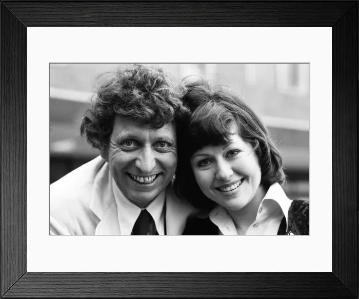 Framed Print : Doctor Who Photocall to introduce new Doctor, actor Tom Baker - the 4th Doctor - pictured Framed Print : Doctor Who Photocall to introduce new Doctor, actor Tom Baker - the 4th Doctor - pictured
