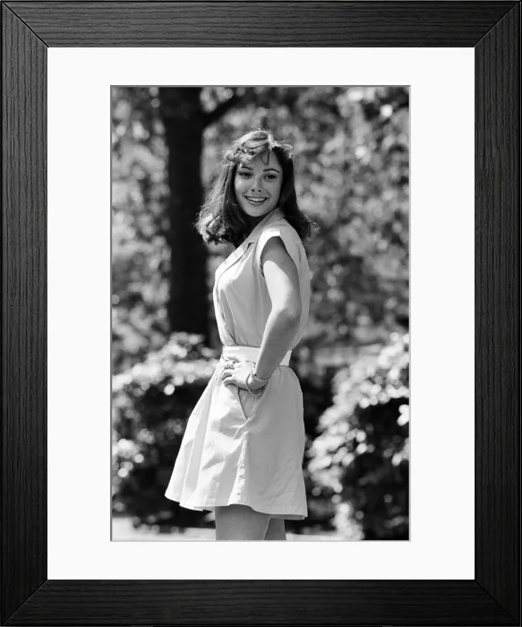 Framed Print : Nicola Bryant, actress, who will star in Doctor Who, as his - 25th - assistant Peri Framed Print : Nicola Bryant, actress, who will star in Doctor Who, as his - 25th - assistant Peri