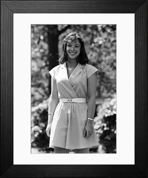 Framed Print : Nicola Bryant, actress, who will star in Doctor Who, as his - 25th - assistant Peri Framed Print : Nicola Bryant, actress, who will star in Doctor Who, as his - 25th - assistant Peri