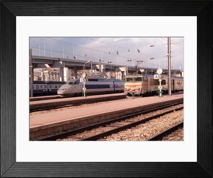 Framed Print : General view of French TGV Transport Trains at Nice Station, France Framed Print : General view of French TGV Transport Trains at Nice Station, France