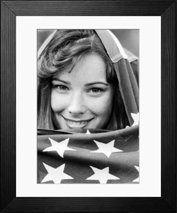 Framed Print : Nicola Bryant, actress, who will star in Doctor Who, as his - 25th - assistant Peri Framed Print : Nicola Bryant, actress, who will star in Doctor Who, as his - 25th - assistant Peri