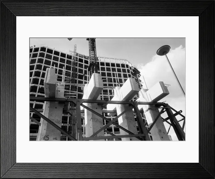 Framed Print : Construction of the new Alpha Tower tower block, headquarters of the commercial
