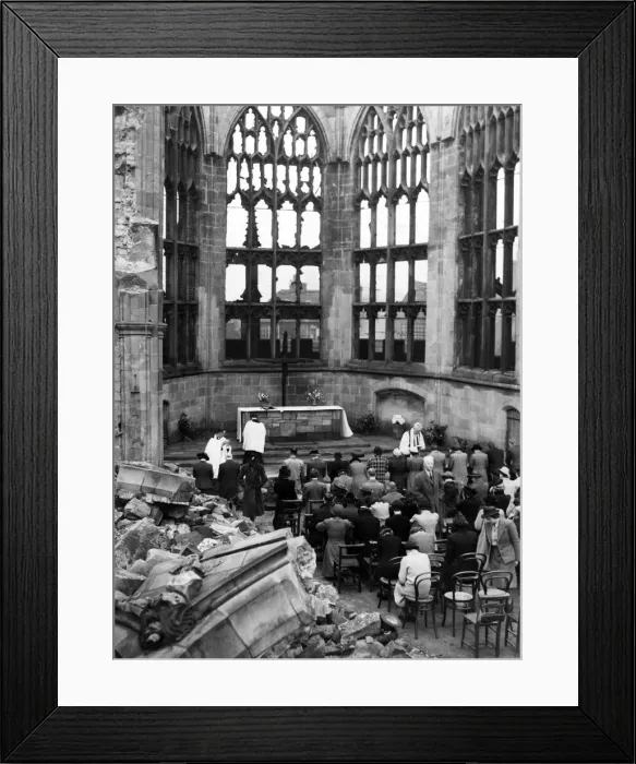 Framed Print : The Bishop of Coventry taking the Eight O Clock Holy Communion service in the ruins Framed Print : The Bishop of Coventry taking the Eight O Clock Holy Communion service in the ruins