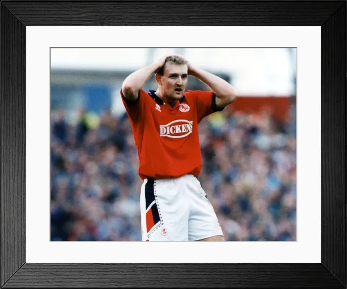 Framed Print : Jamie Pollock, Middlesbrough FC v Tranmere, 8th October 1994 Framed Print : Jamie Pollock, Middlesbrough FC v Tranmere, 8th October 1994