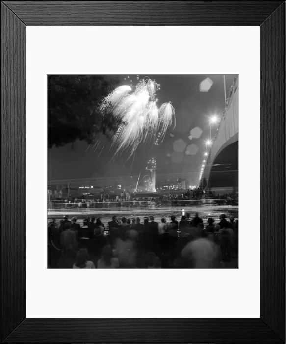 Framed Print : Fireworks Displays on Bonfire Night, November 1968 Framed Print : Fireworks Displays on Bonfire Night, November 1968