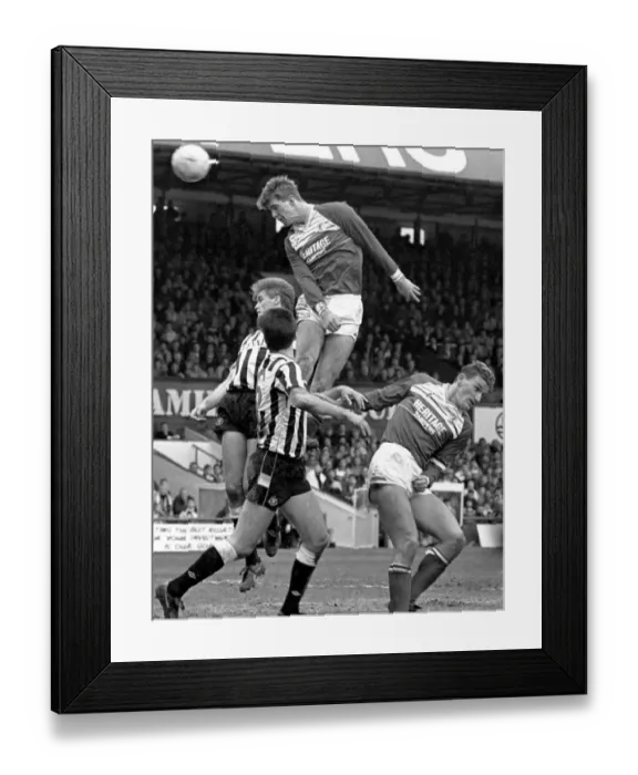 Framed Print : Gary Andrew Pallister (born 30 June 1965) is an English former professional footballer Framed Print : Gary Andrew Pallister (born 30 June 1965) is an English former professional footballer