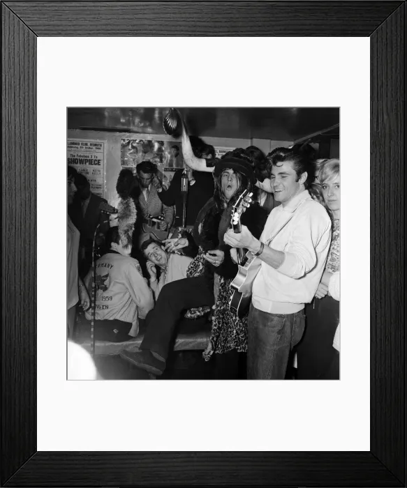 Framed Print : Screaming Lord Sutch, performs with Vince Taylor, Rock & Roll Singer Framed Print : Screaming Lord Sutch, performs with Vince Taylor, Rock & Roll Singer
